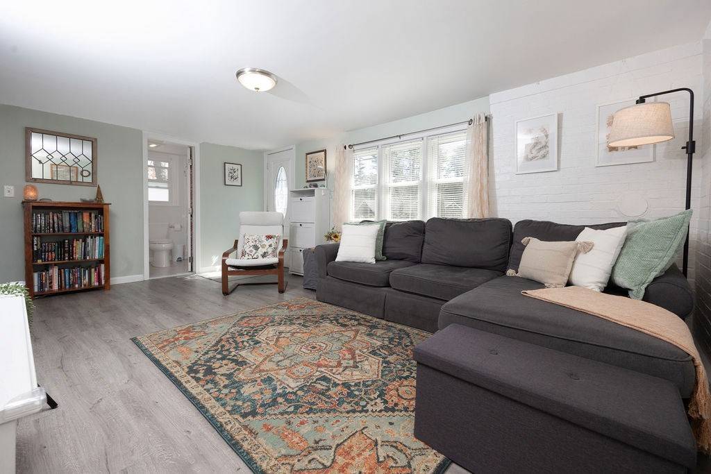 Carver, MA 02330,47 West St