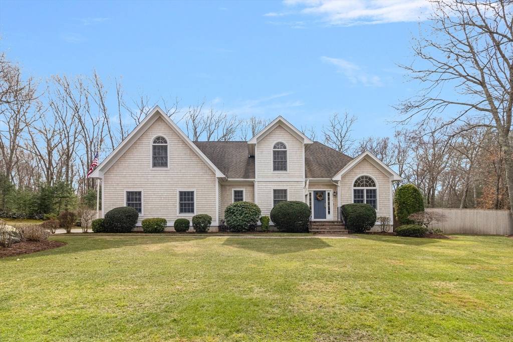 Swansea, MA 02777,1 Minuteman Ln