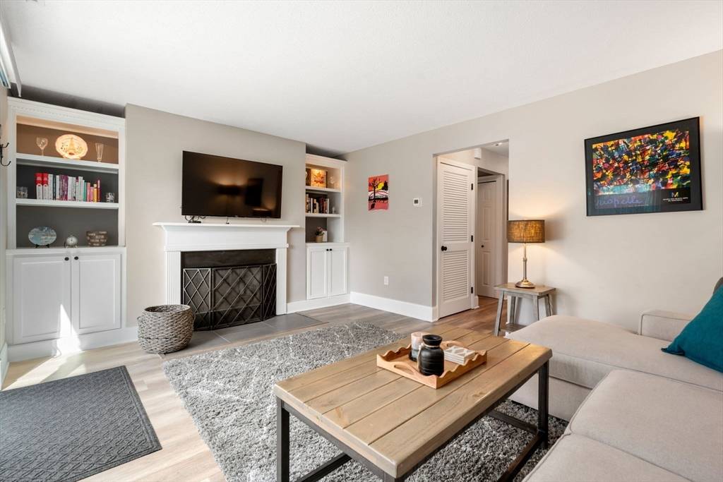 Norwood, MA 02062,387 Neponset Streeet #E