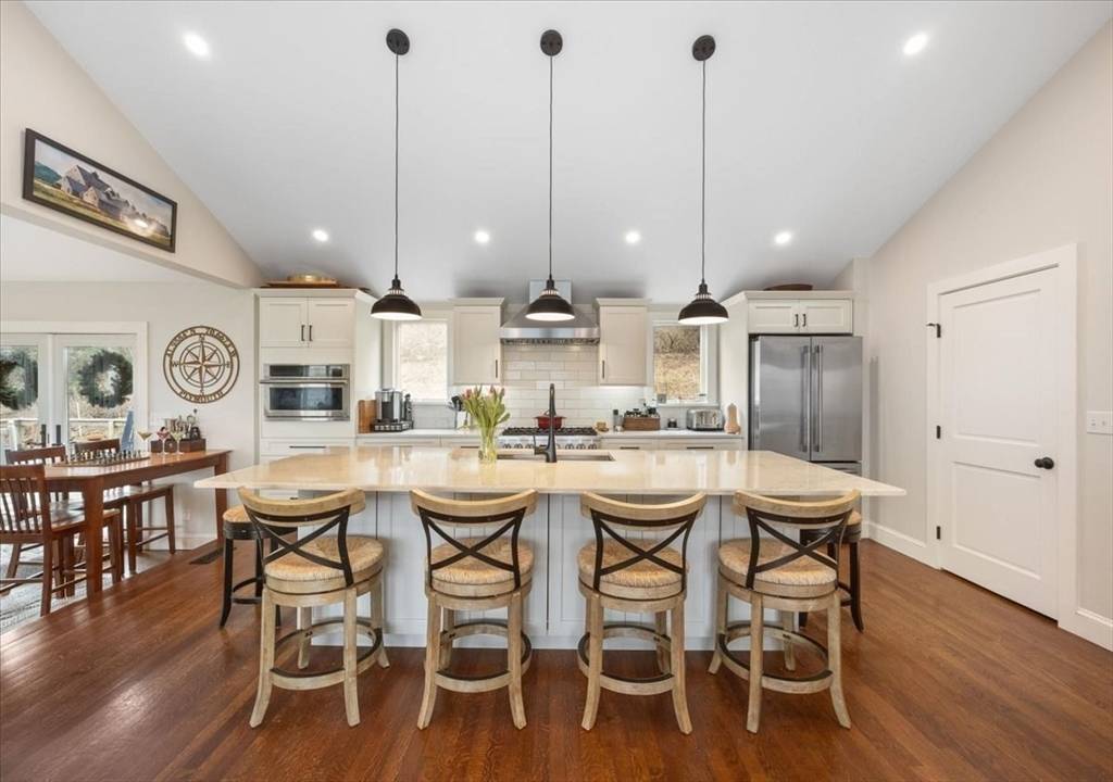 Plymouth, MA 02360,88 Clifford Rd