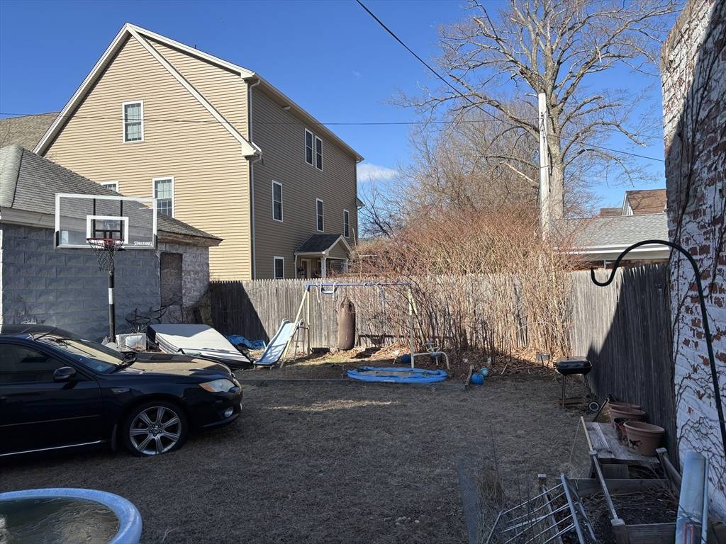 Springfield, MA 01108,314 Fountain St