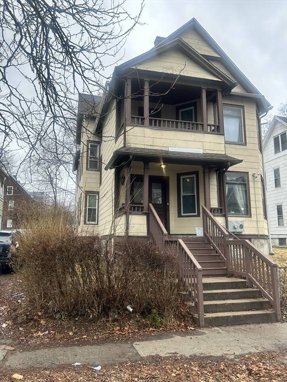 Springfield, MA 01105,51 Acushnet Ave