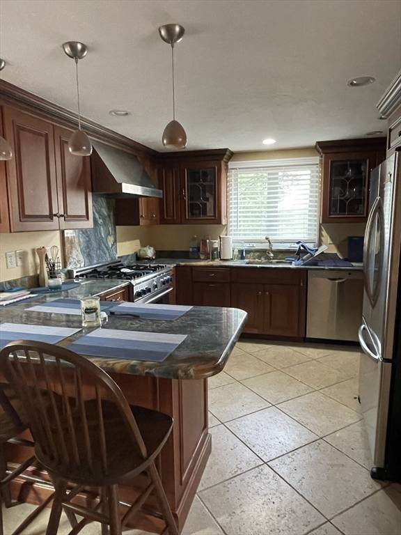 243 Weatherbee Dr Westwood, MA 02090