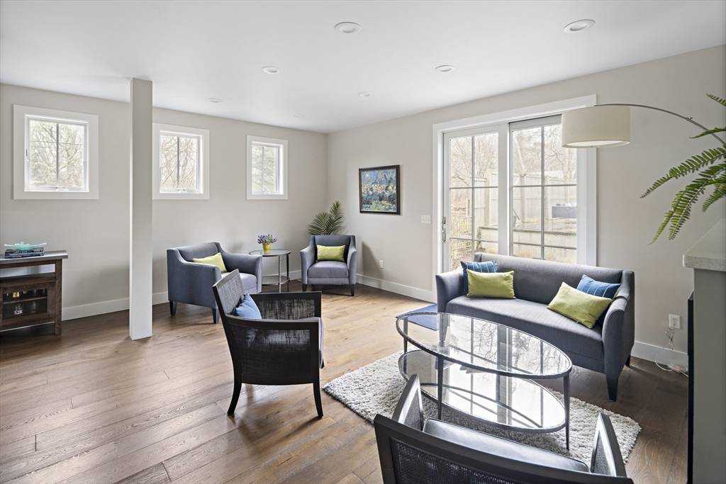 110 Fifth Street North Edgartown, MA 02539
