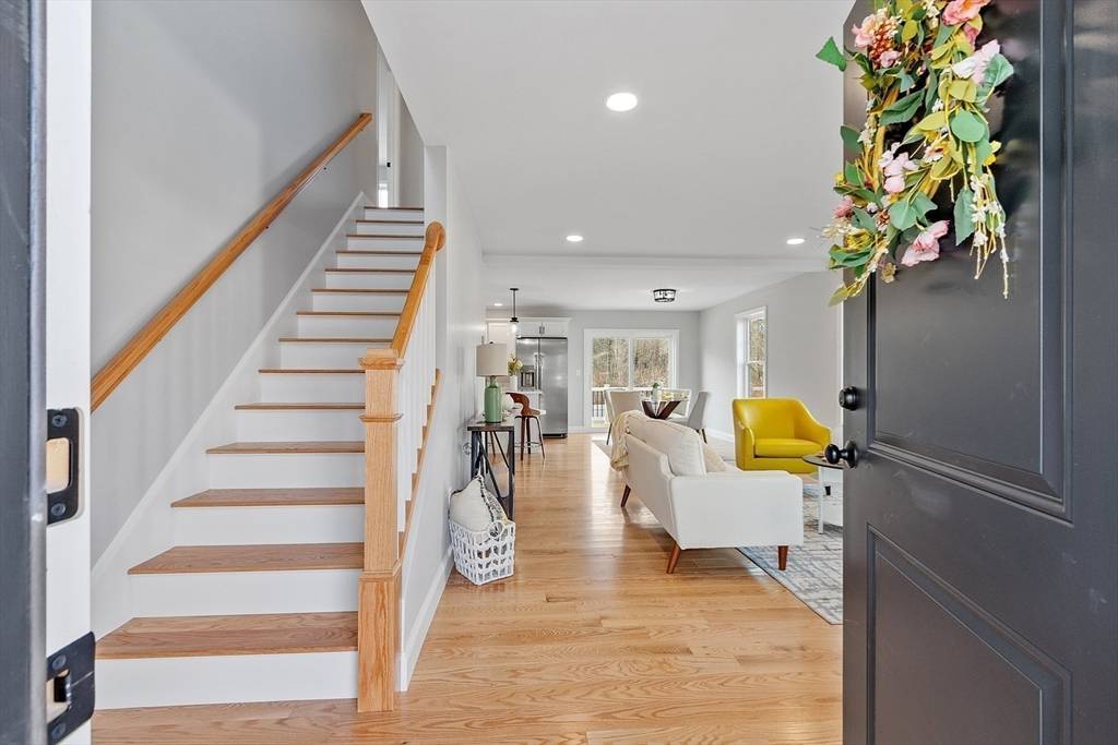 Lunenburg, MA 01462,711.6 Massachusetts Avenue #6