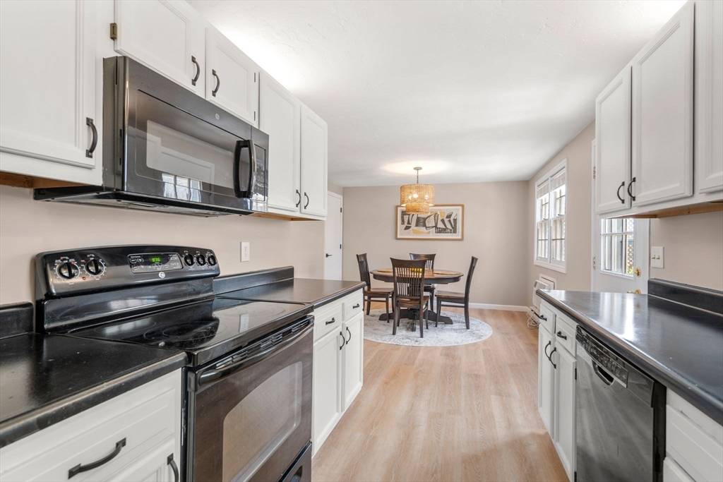 47 Plantation Rd #47 Oxford, MA 01540