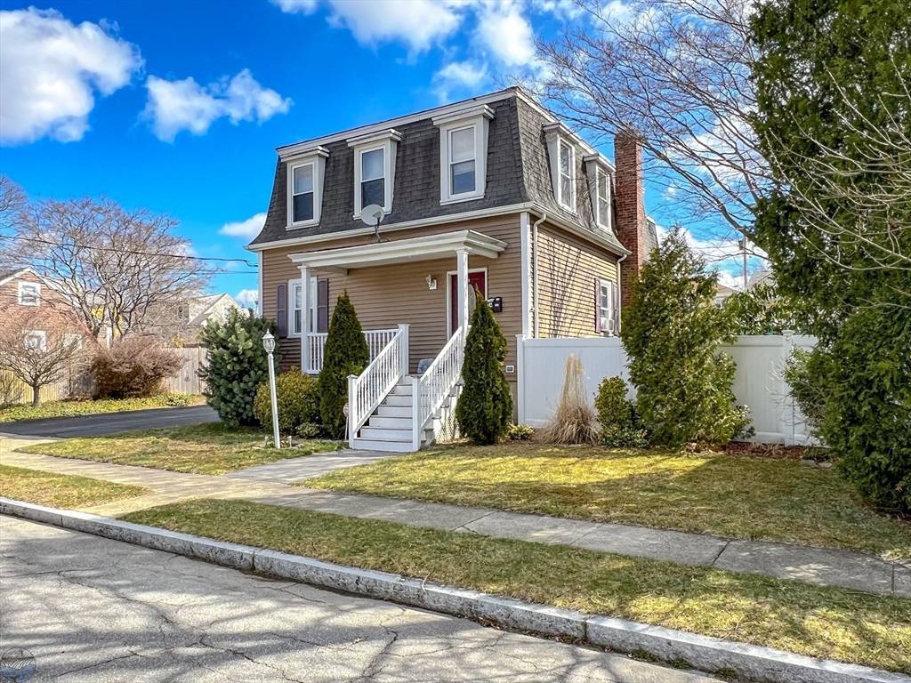 New Bedford, MA 02745,14 Maywood St