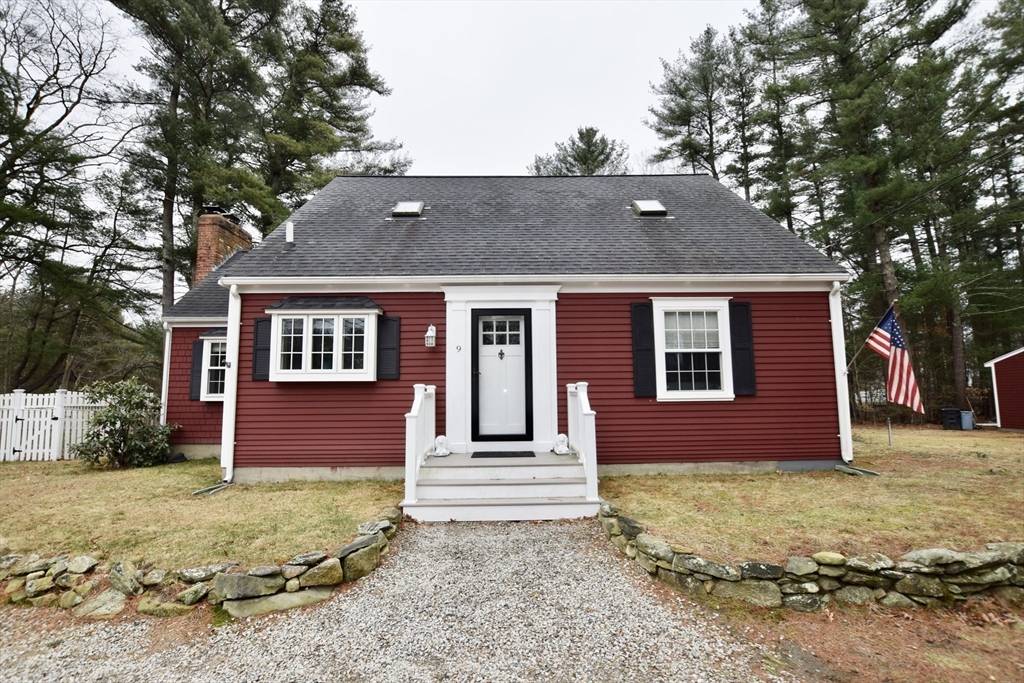 Lakeville, MA 02347,9 Baker Lane