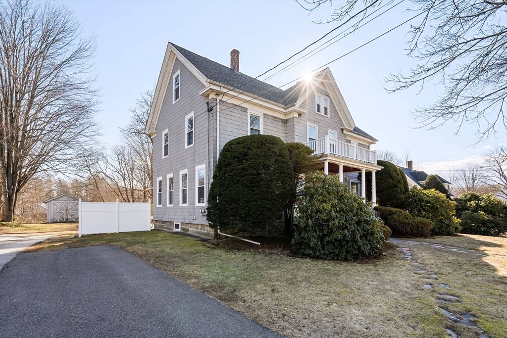 Rockland, MA 02370,719 Union St #719