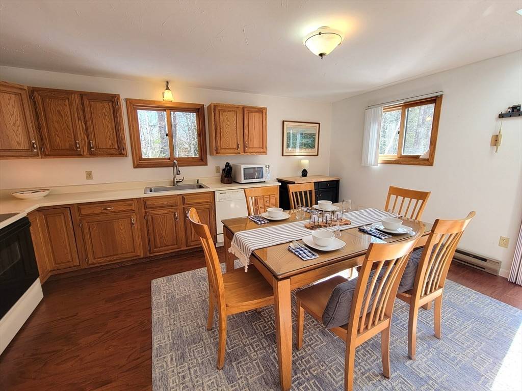 Moultonborough, NH 03254,52 Geneve St