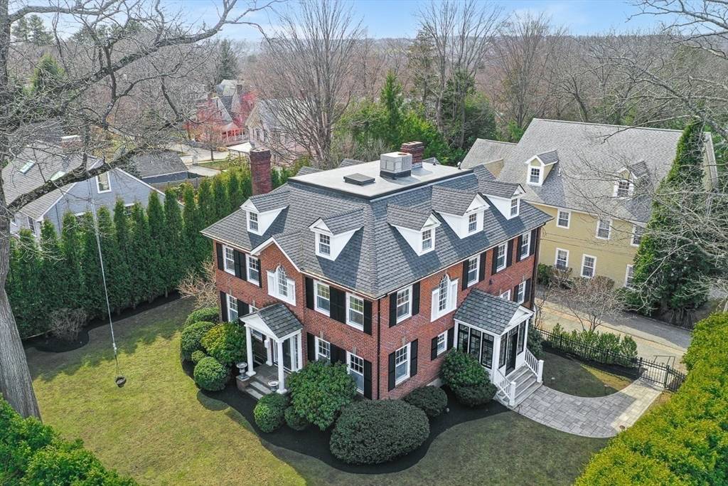 Winchester, MA 01890,35 Lawson Road