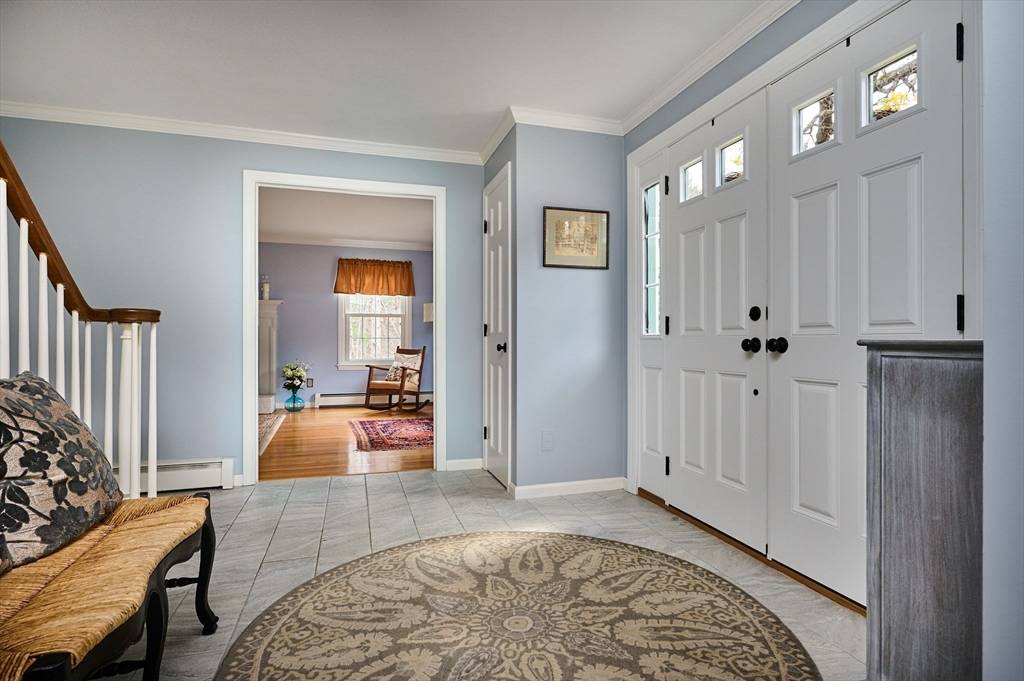 Wilbraham, MA 01095,9 Captain Road
