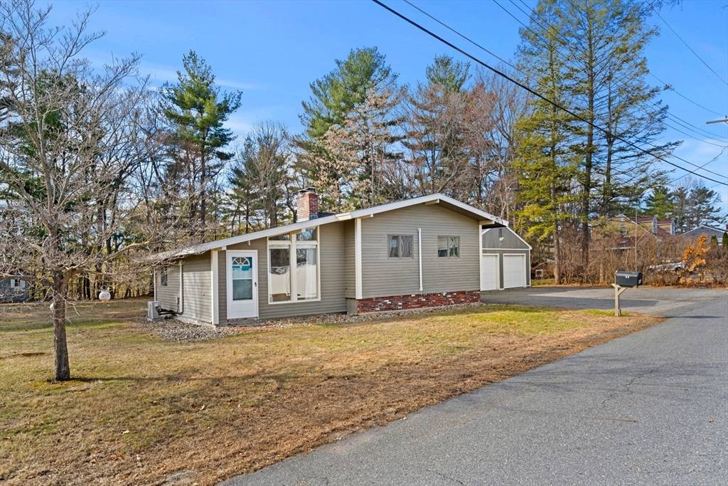 Tewksbury, MA 01876,64 Tenth St