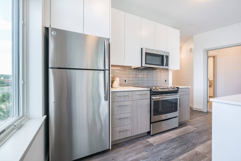 Boston, MA 02135,180 Telford Street #211