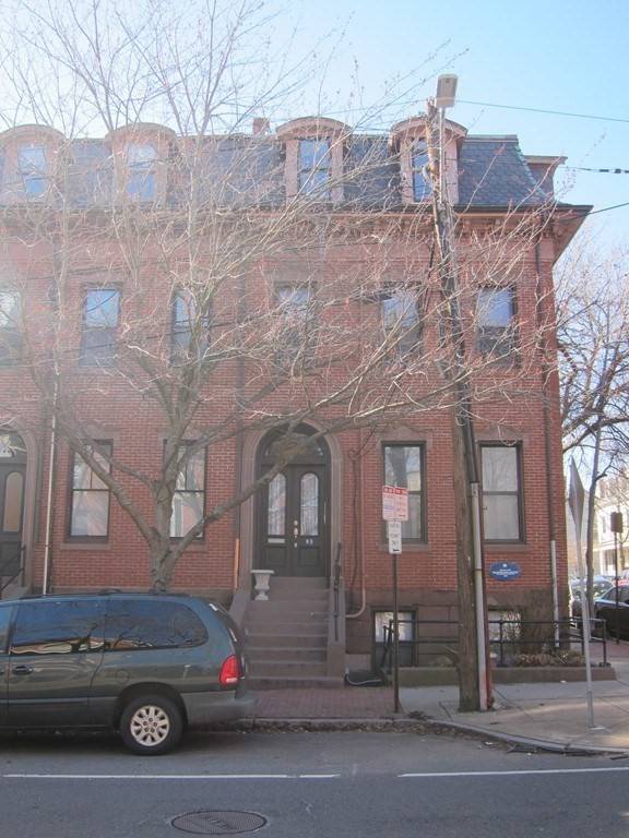 Cambridge, MA 02481,83 Third #3