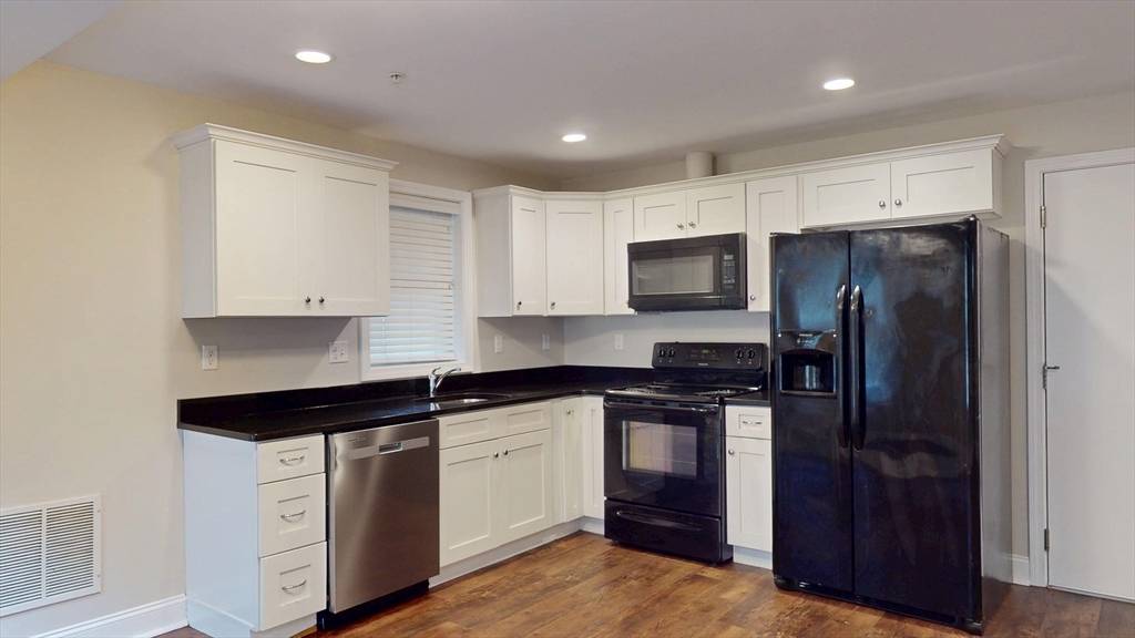 Boston, MA 02119,60 Holworthy #7