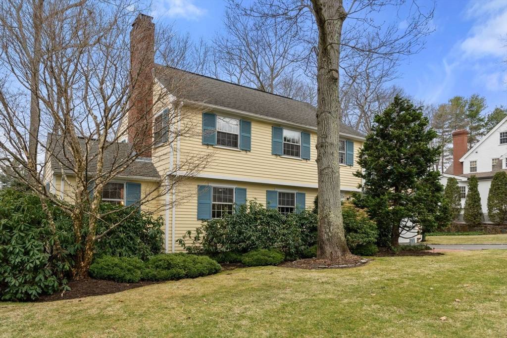 Wellesley, MA 02481,234 Lowell Rd
