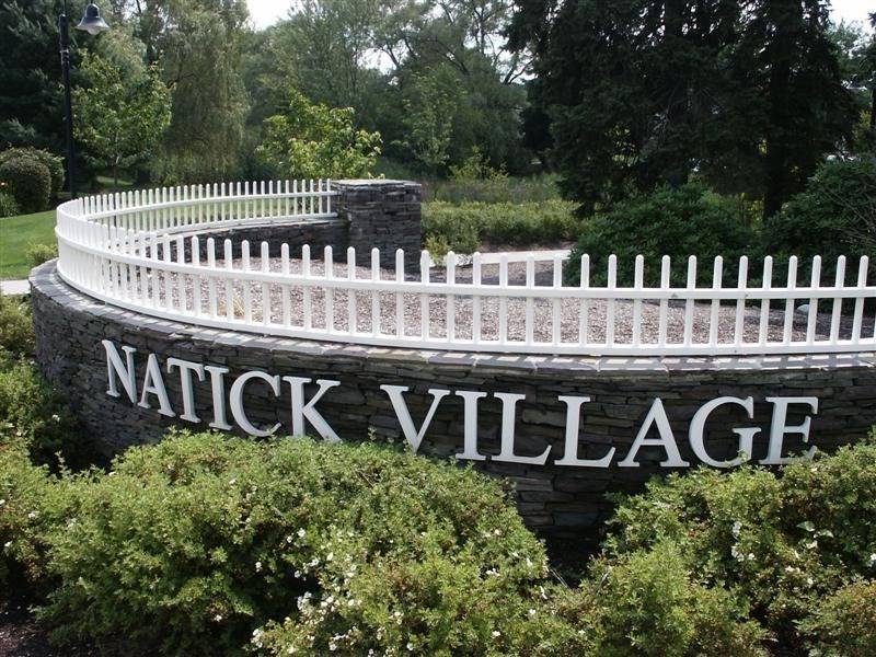 Natick, MA 01760,15 Village Rock Lane #6