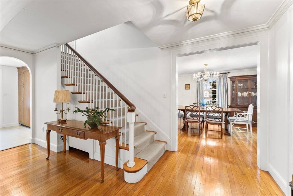 257 Dedham St Newton, MA 02461
