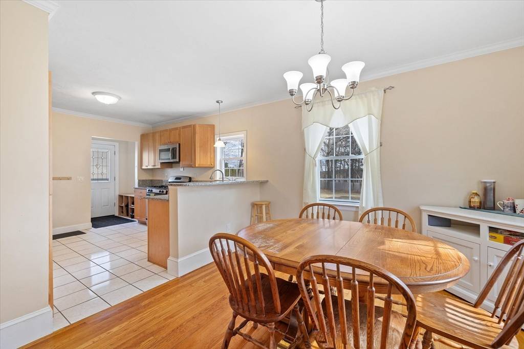 West Boylston, MA 01583,262 Woodland St