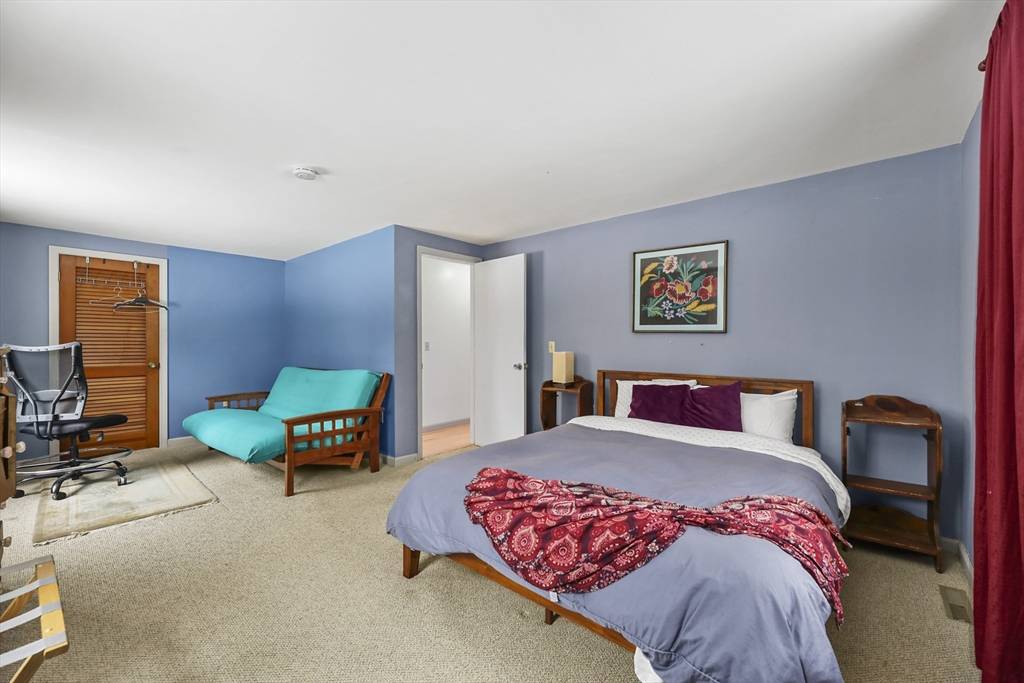 1259 E Otis Rd Tolland, MA 01034