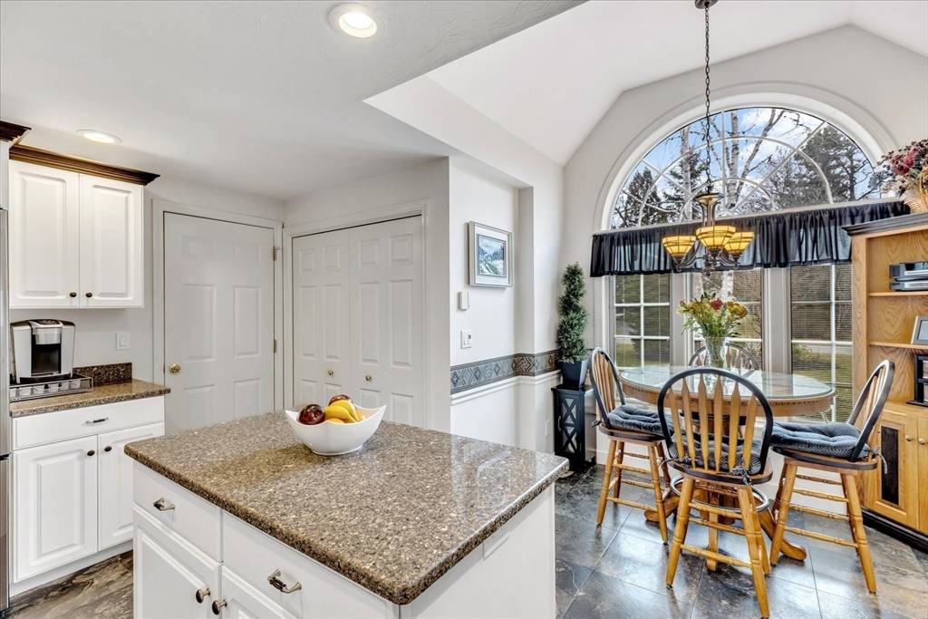 Barnstable, MA 02648,697 Mistic Dr