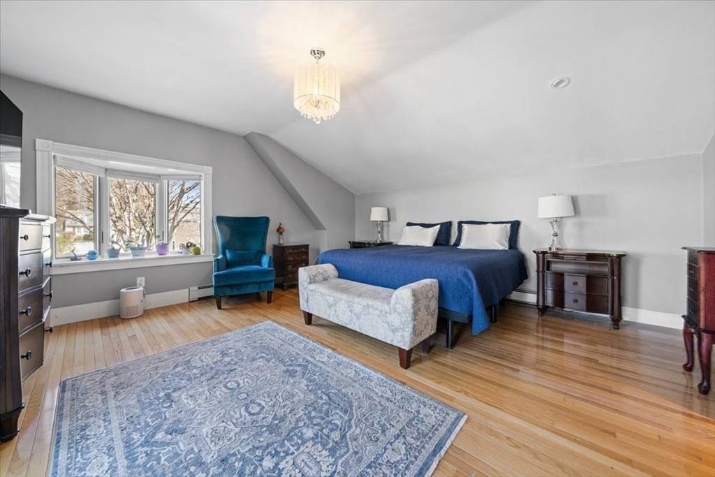 Arlington, MA 02476,9 Venner Road