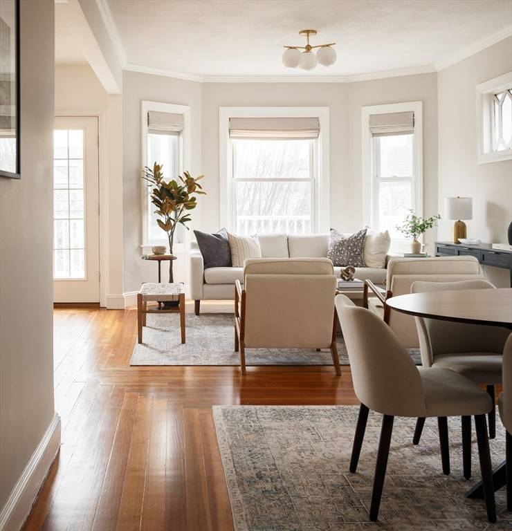 Cambridge, MA 02138,165 Fayerweather St #2