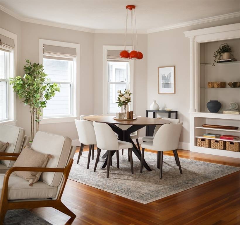 Cambridge, MA 02138,165 Fayerweather St #2