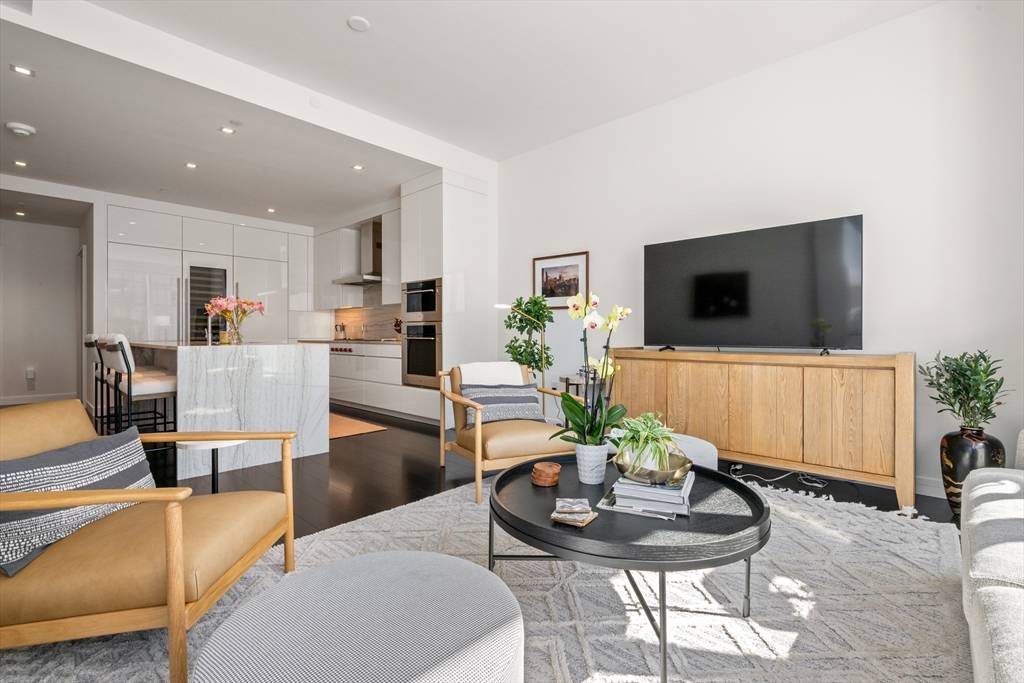 Boston, MA 02210,150 Seaport Blvd #PH1A