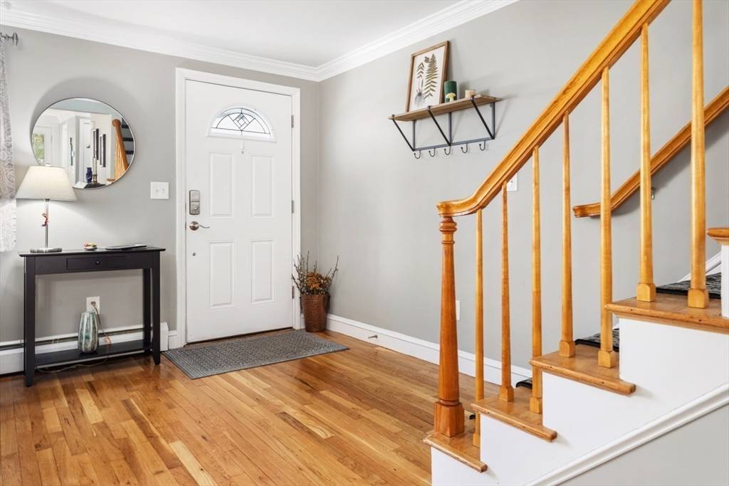 Wakefield, MA 01880,98 Cedar St #24