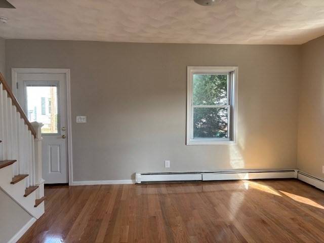 Woburn, MA 01801,6 Border Street #6