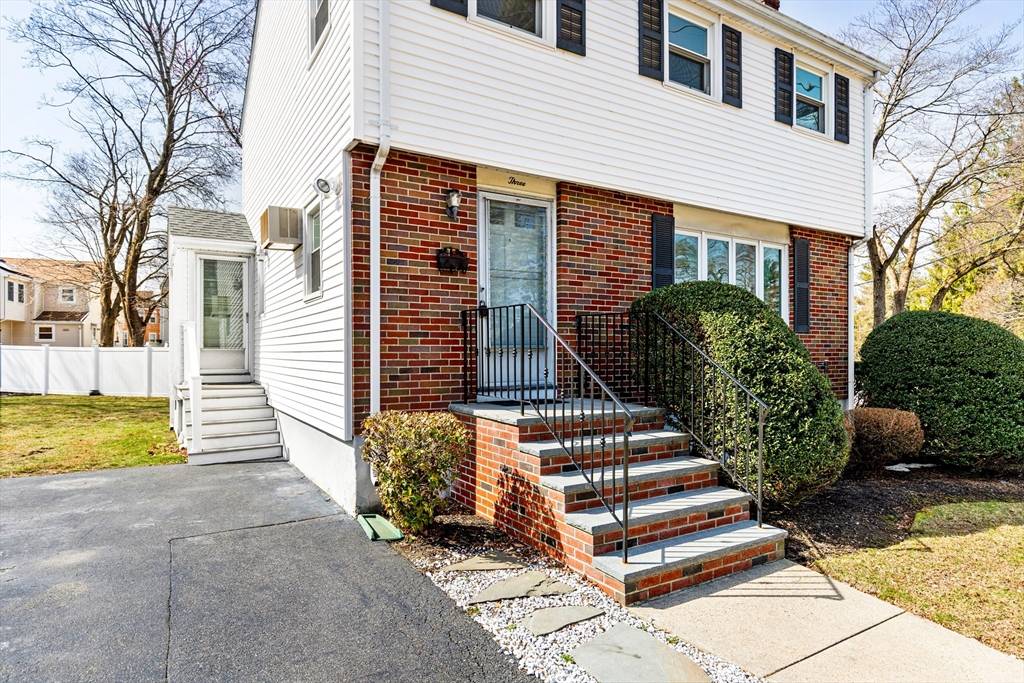 Malden, MA 02148,3 Goodwin Avenue