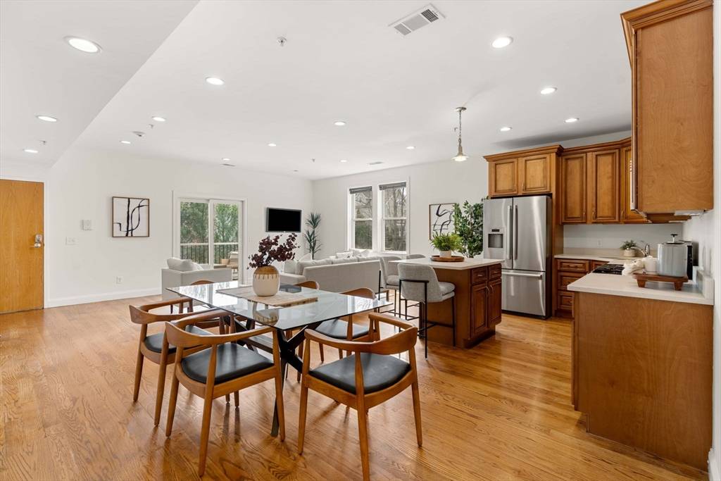 Boston, MA 02122,37 Coffey St #4