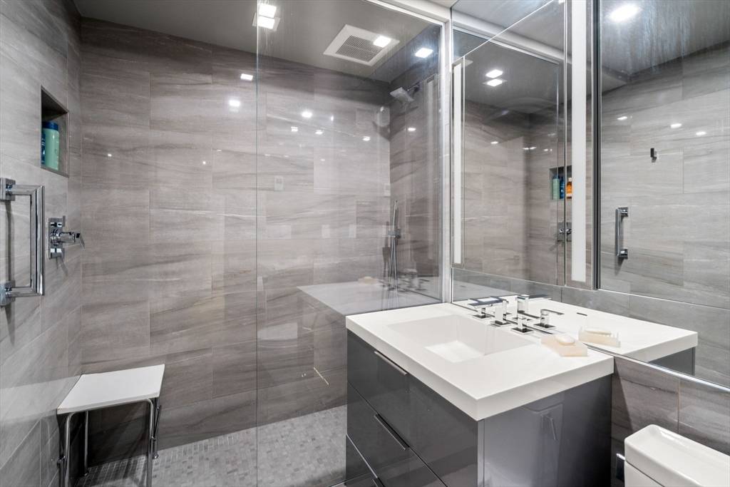 180 Beacon St #15C Boston, MA 02116