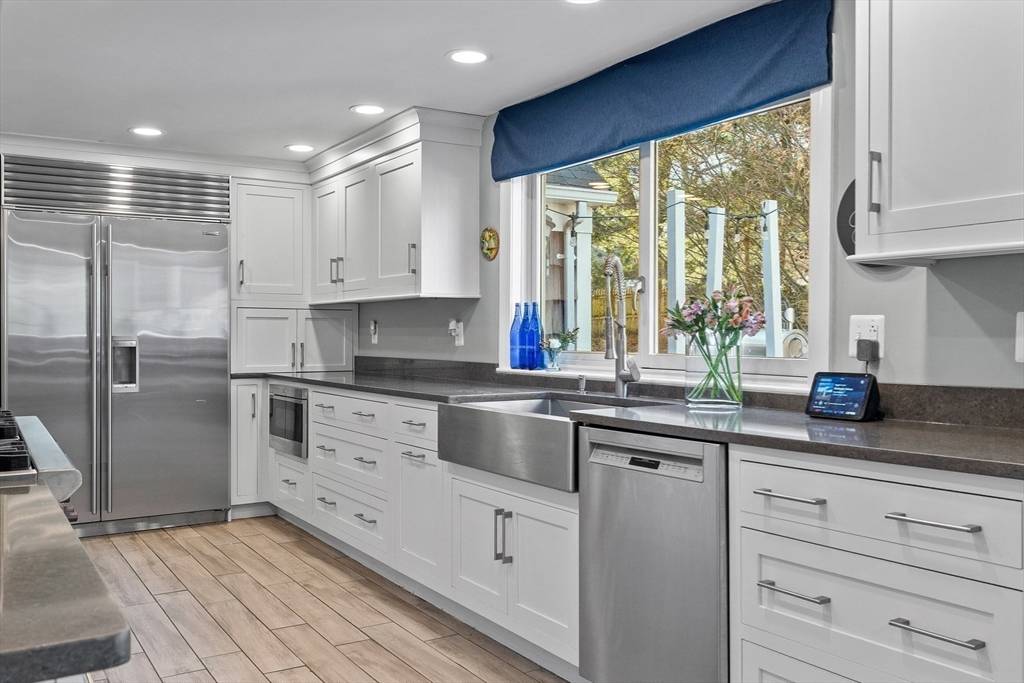 4 Country Drive Hingham, MA 02043