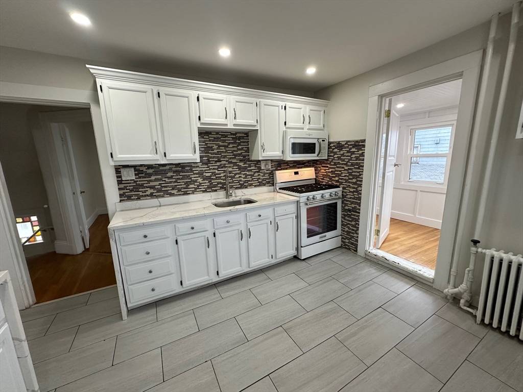 Everett, MA 02149,8 Bradford Ter #2
