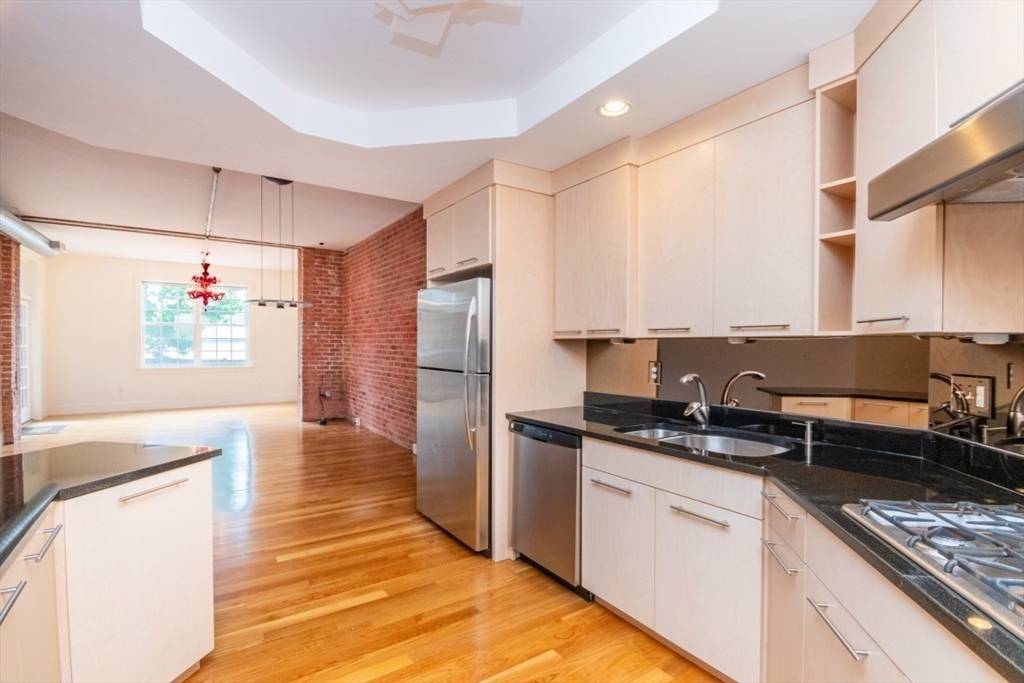 Natick, MA 01760,58 N Main St #202