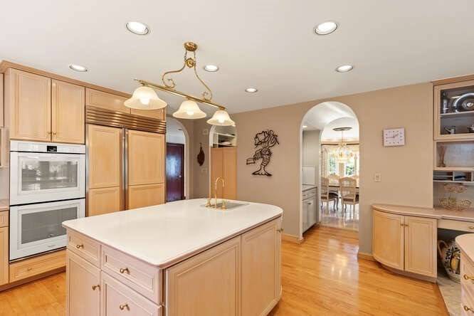 14 Candlewood Road Lynnfield, MA 01940
