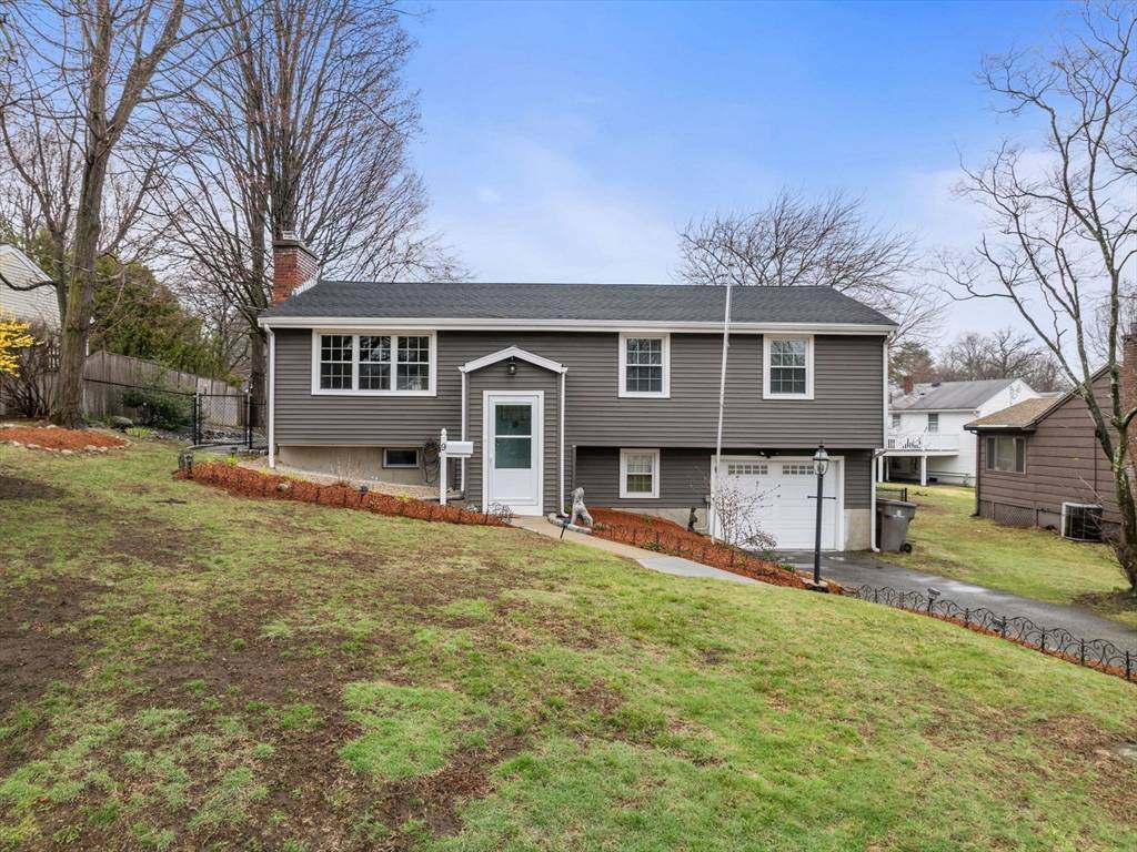 Framingham, MA 01701,9 Summer Ln