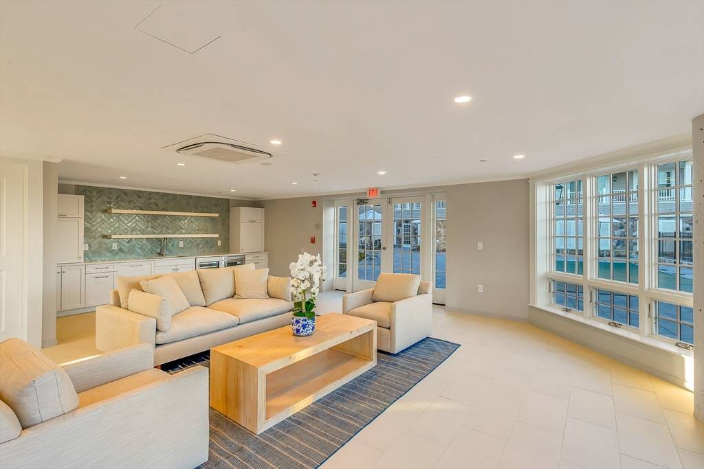 87 Elm Street #319 Cohasset, MA 02025