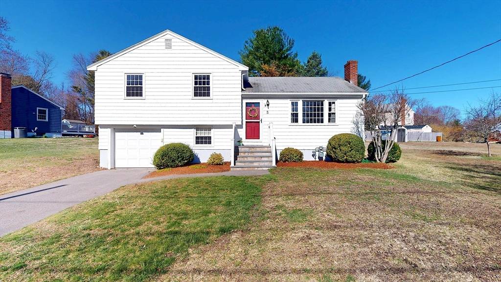 Franklin, MA 02038,5 Gerard Circle
