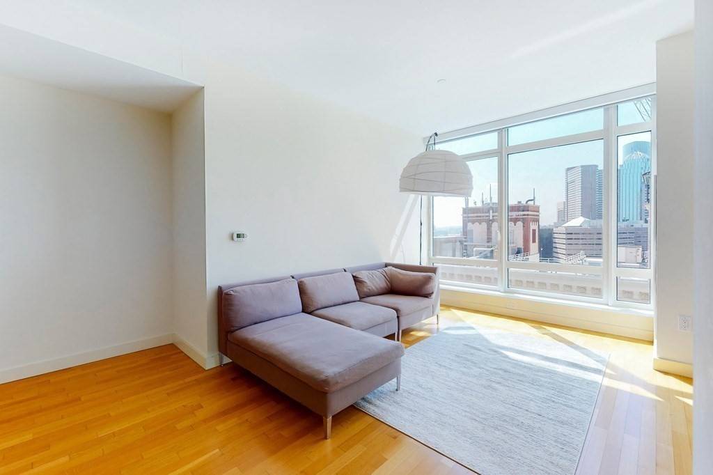 Boston, MA 02116,400 Stuart #18G