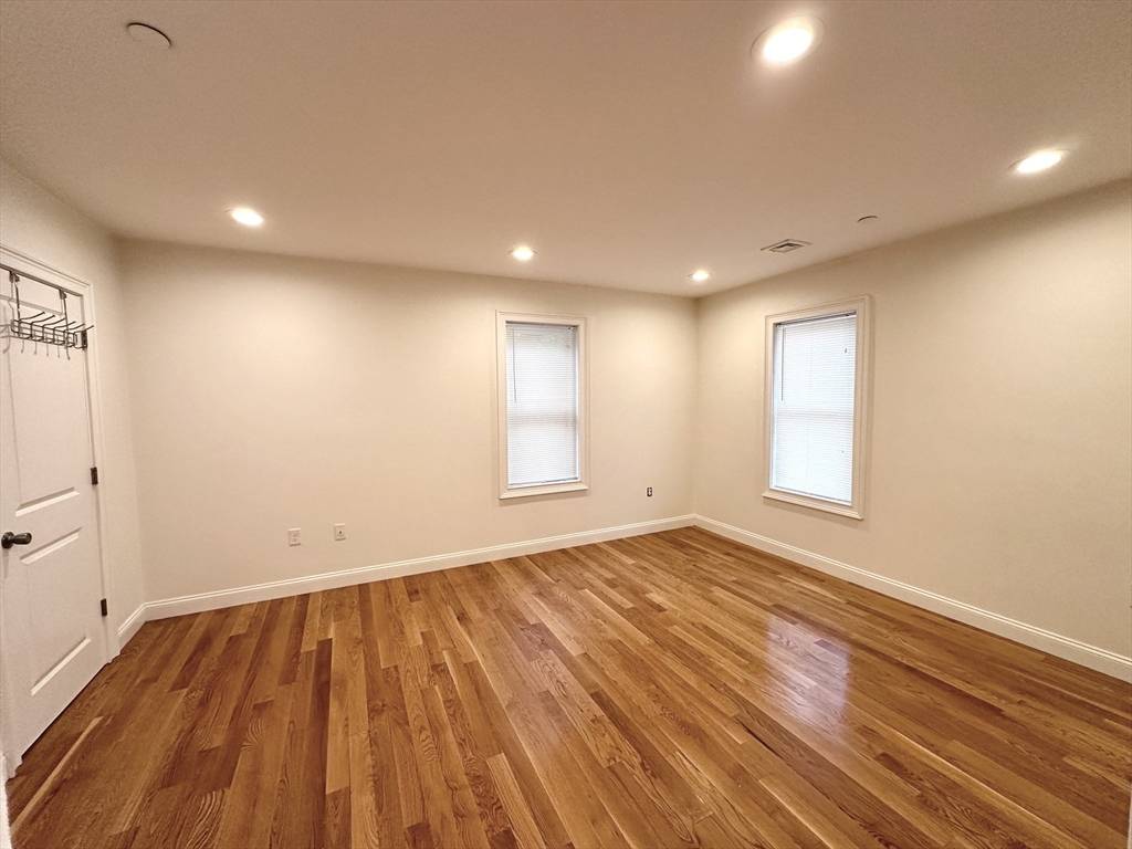 Quincy, MA 02169,14 Bent Terrace #14