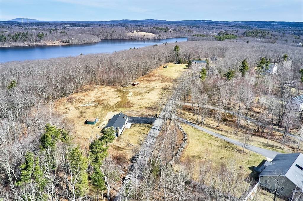 Westminster, MA 01473,21 Davis Rd