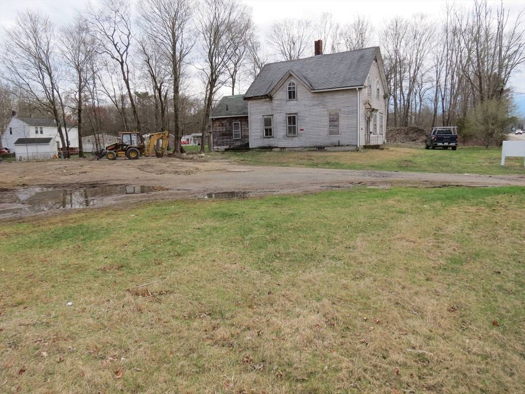 Taunton, MA 02780,424 Winthrop St