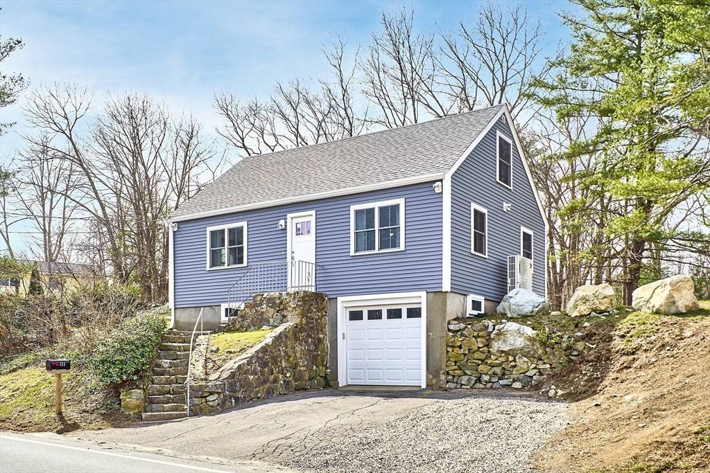 Newbury, MA 01922,131 Main Street