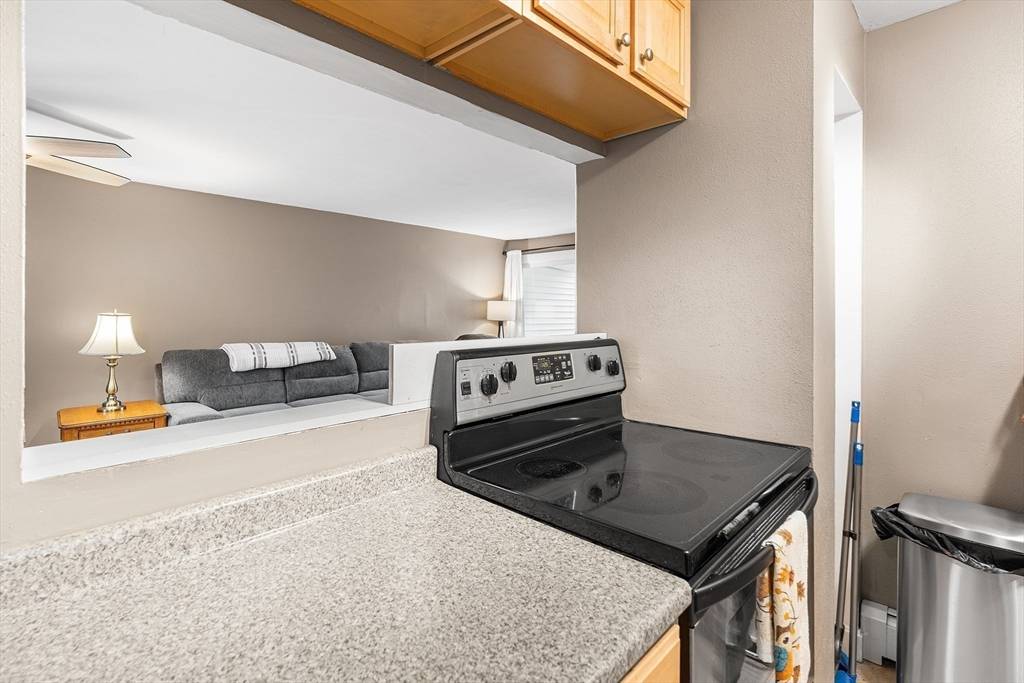 17 Powderhouse Ct #17 Amesbury, MA 01913