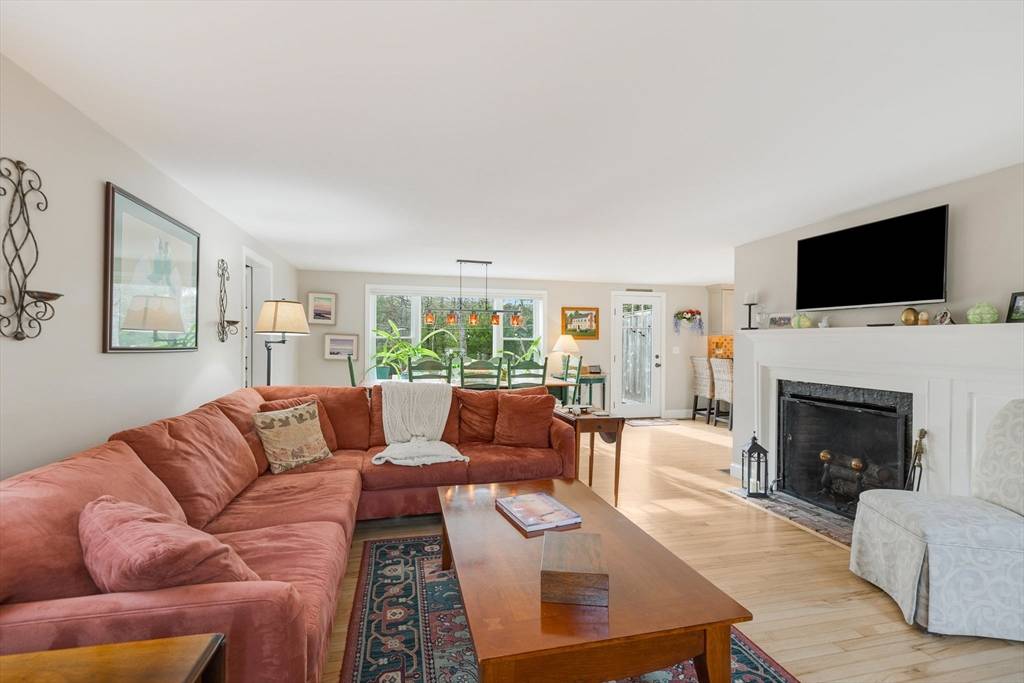 Barnstable, MA 02648,268 Winding Cove Road