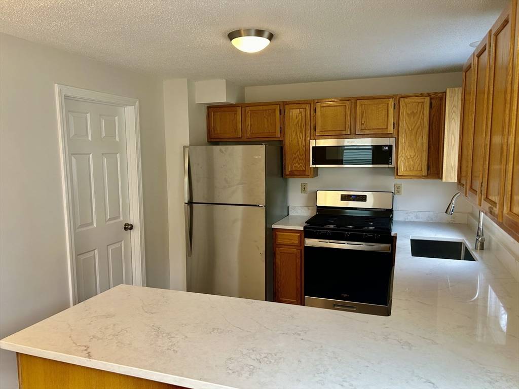 Dracut, MA 01826,47 Wyman Rd